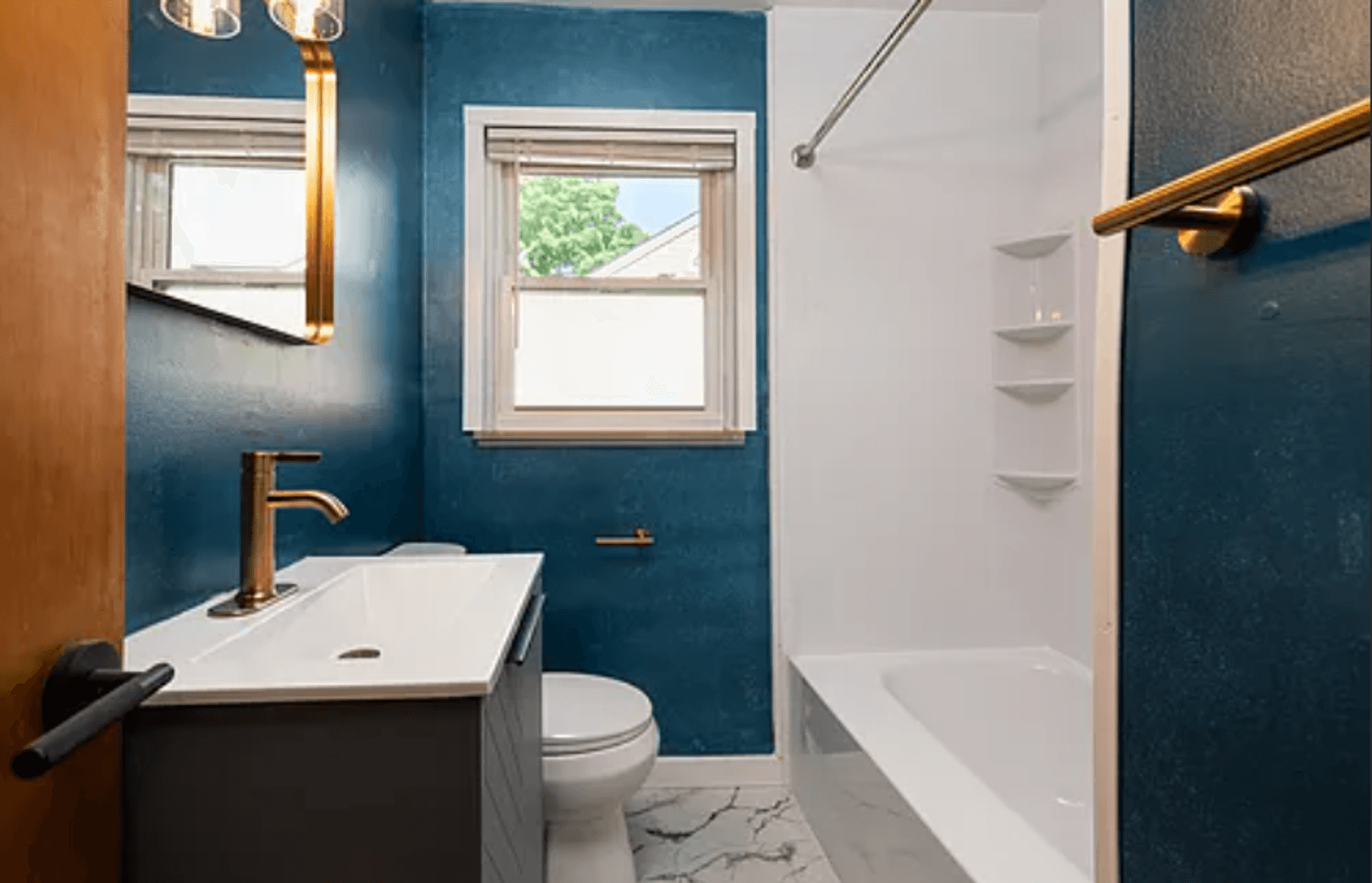 Royal Oak House: 3914 W 13 Mile