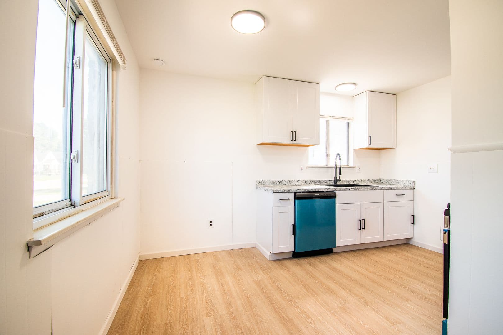 Warren House: 23257 Stewart Ave