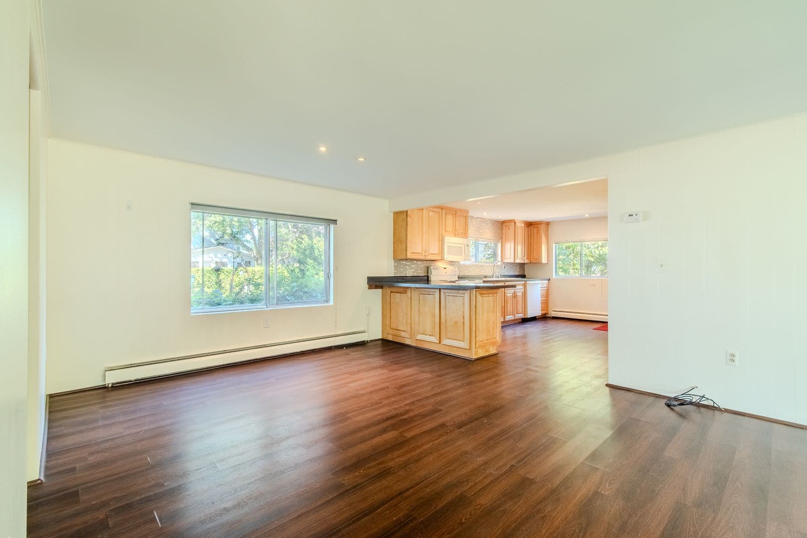 Leonard House: 408 Cantley St