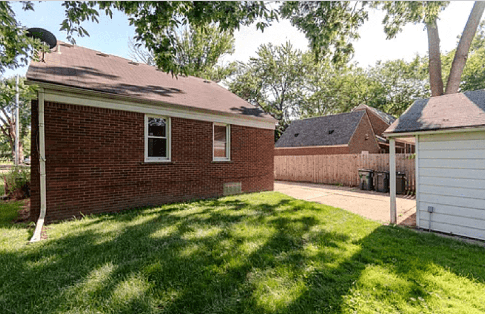 Royal Oak House: 3914 W 13 Mile