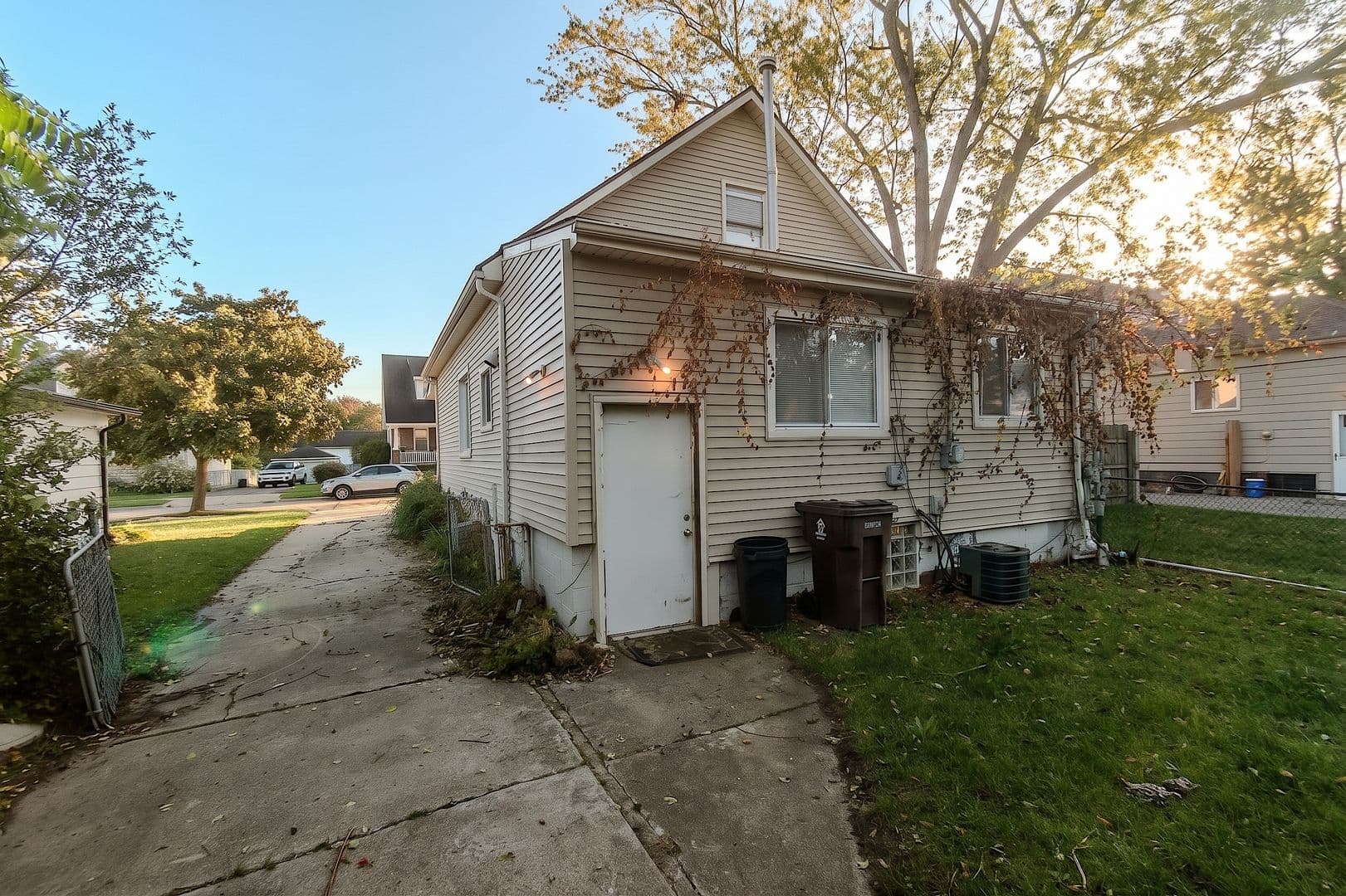 Center Line House: 7251  Voerner