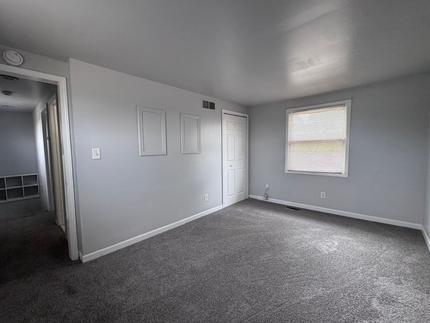 Warren Apartment: 13919 Frazho Road
