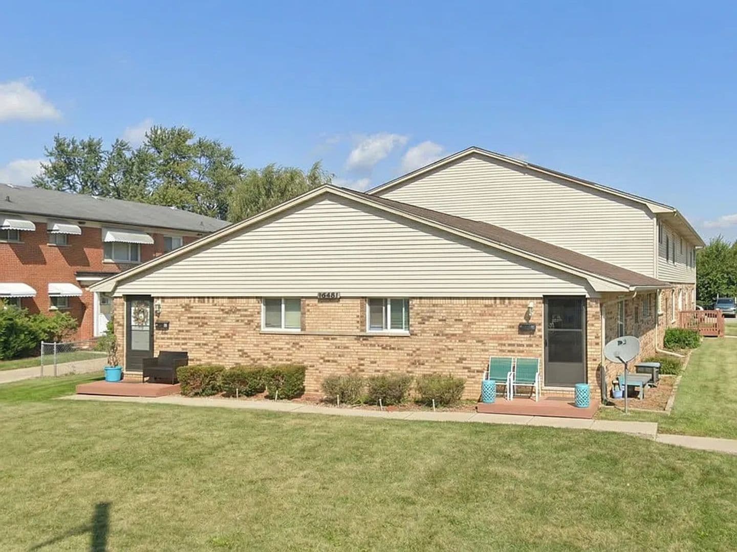Eastpointe Apartment: 16481 E 10 Mile Rd