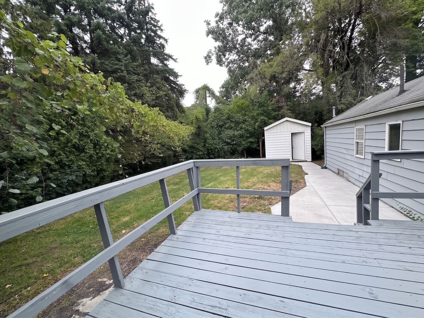 Warren Apartment: 13919 Frazho Road