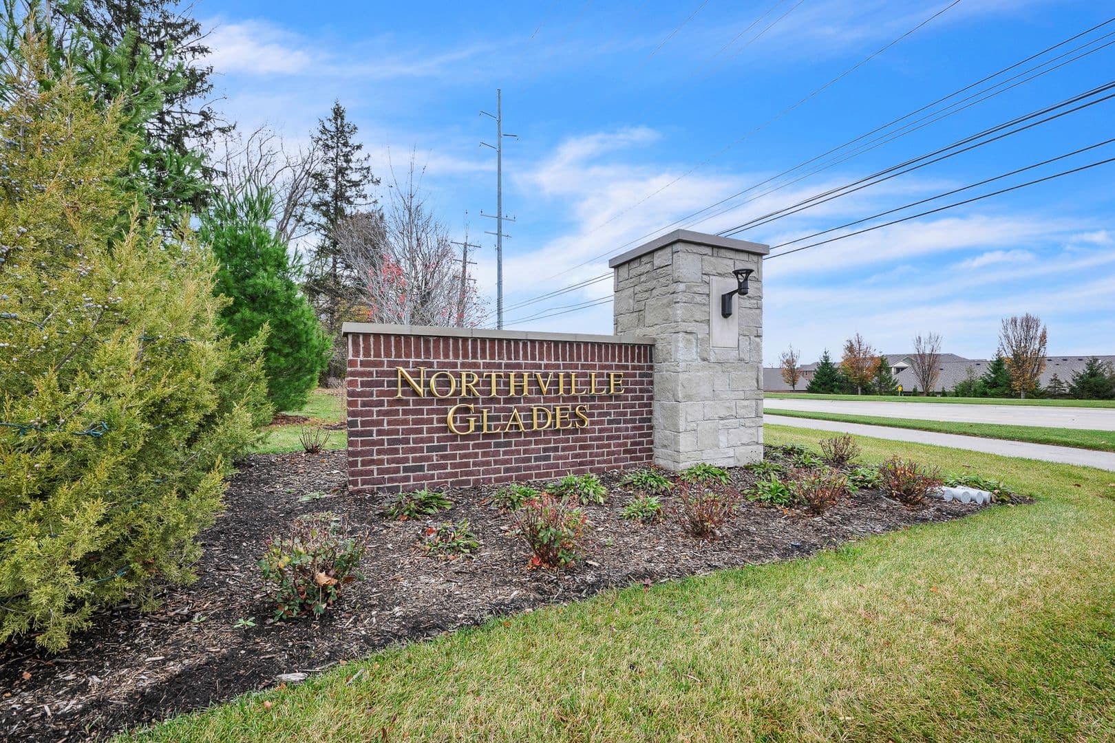 Plymouth Apartment: 40059 Premier Dr
