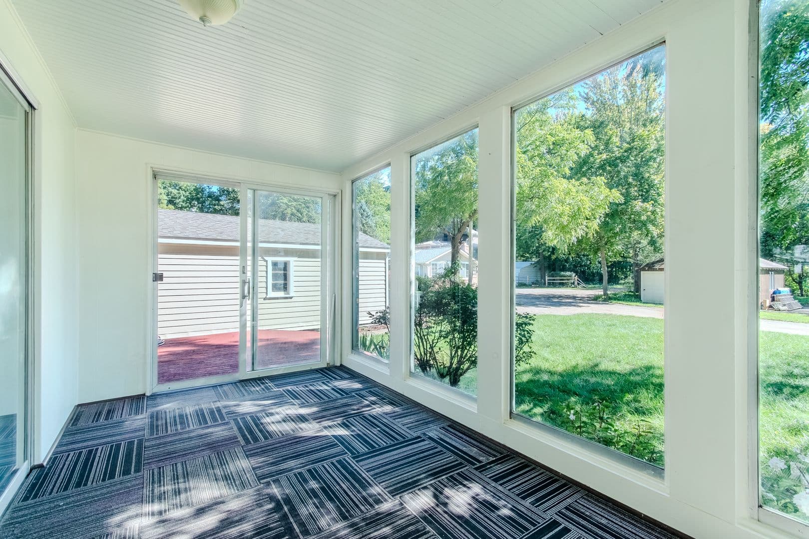 Leonard House: 408 Cantley St