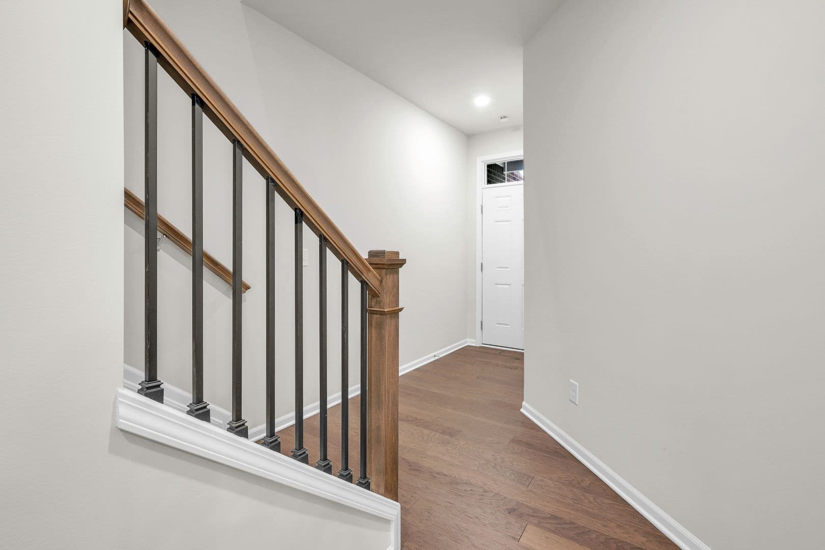 Plymouth Apartment: 40059 Premier Dr