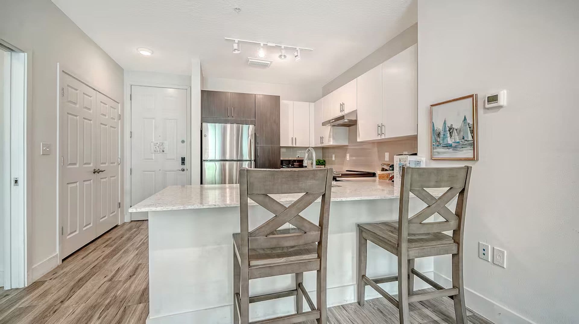 Sarasota Apartment: 1659 2nd St