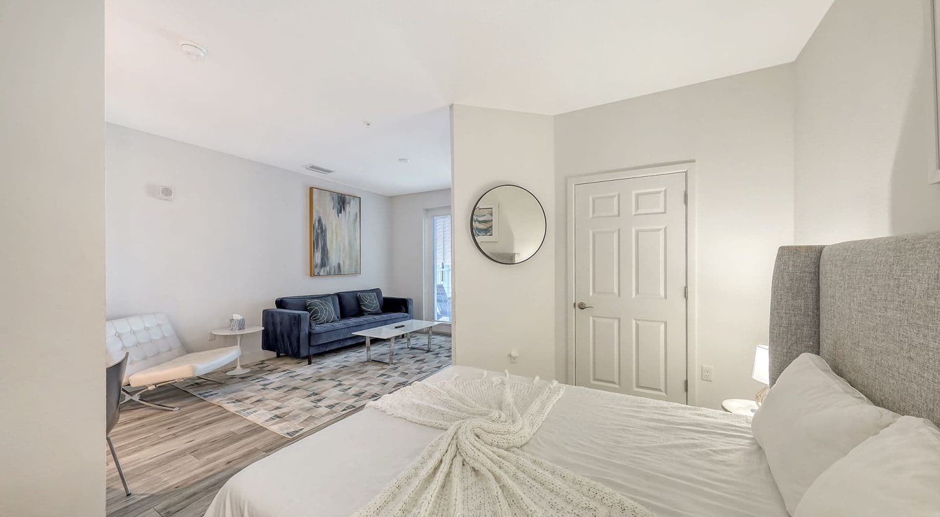 Sarasota Apartment: 1659 2nd St.
