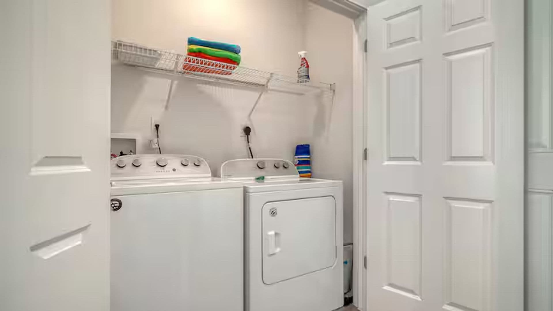 Sarasota Apartment: 1659 2nd St