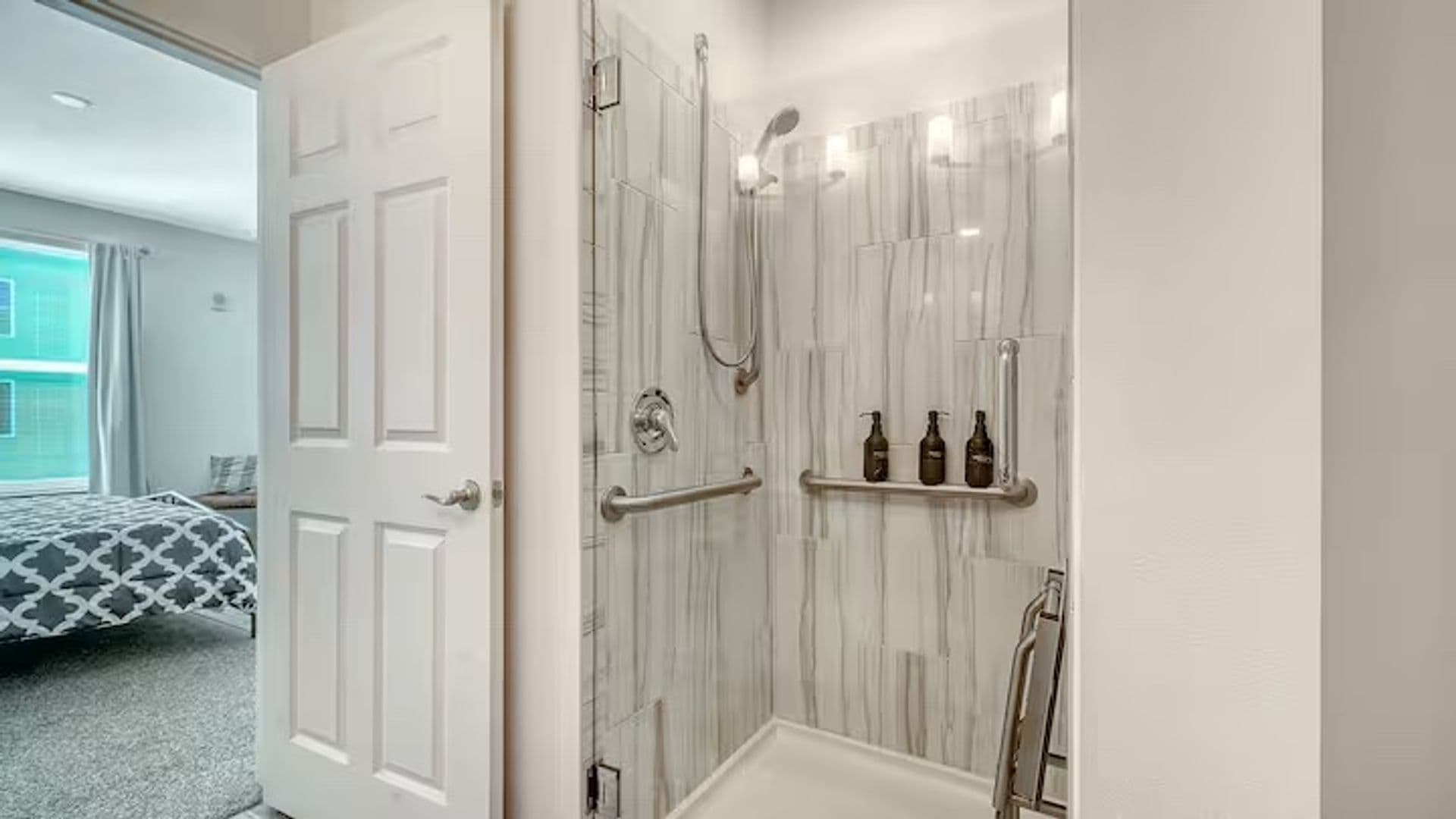 Sarasota Apartment: 1659 2nd St
