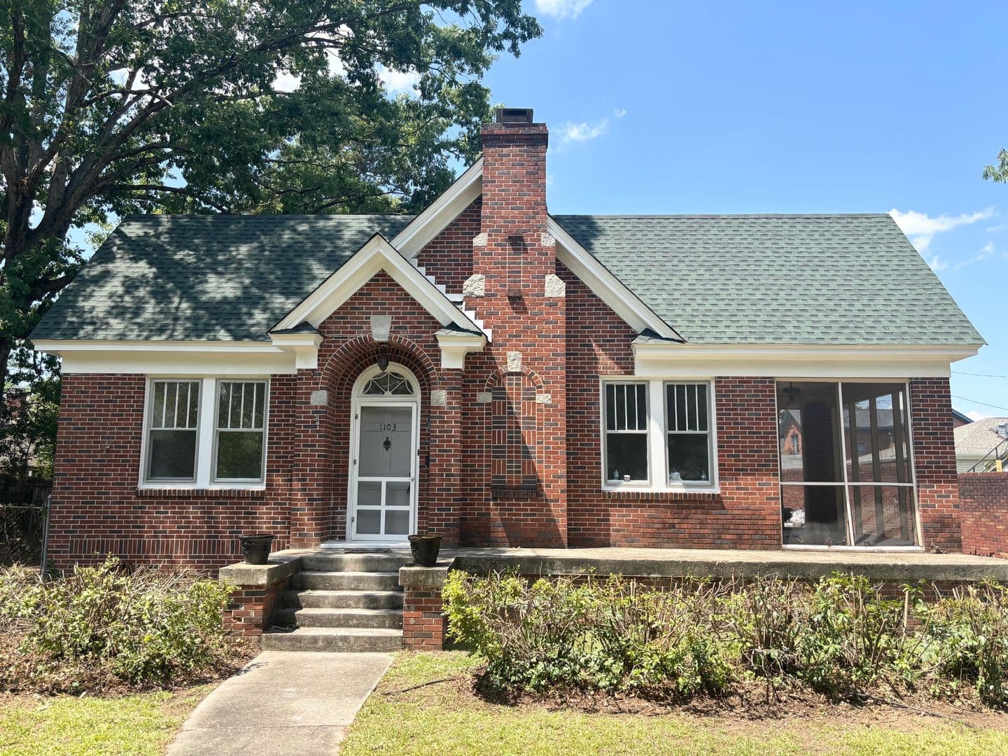 Columbia House: 1103 A Parkside Drive