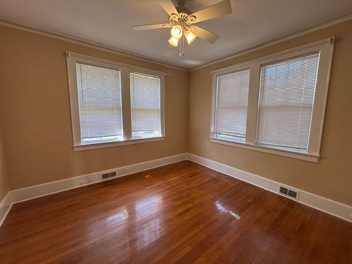 Columbia House: 1103 A Parkside Drive