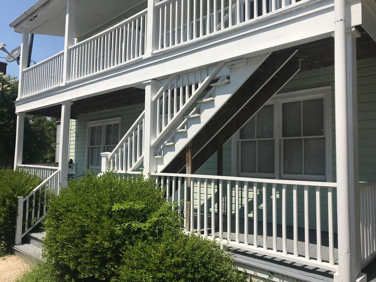 Charleston Apartment: 63 Reid Street