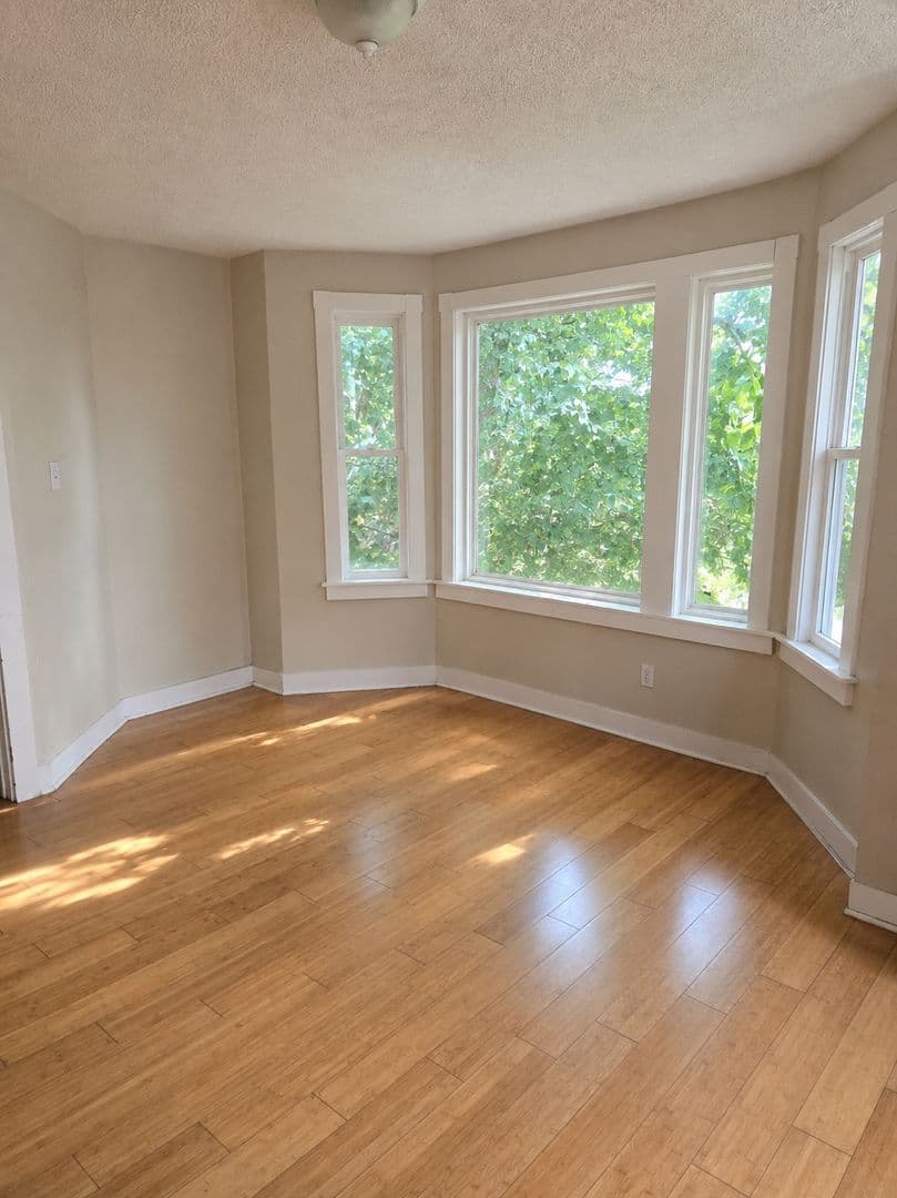 Pittsburgh Apartment: 1607 Methyl Street