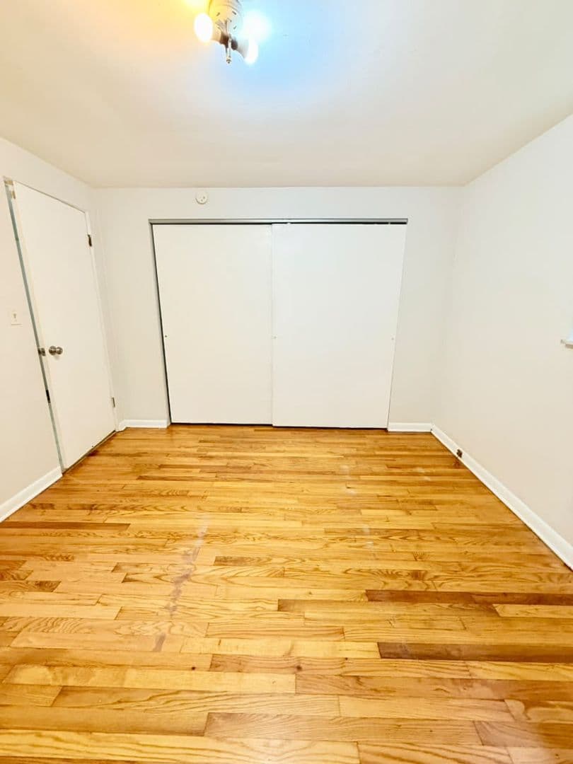 Ross Apartment: 3447-3453 Evergreen Rd