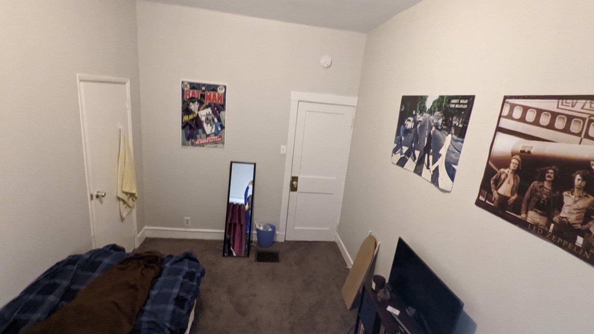 Pittsburgh Apartment: 29 Lawn Street