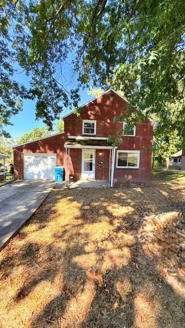 Penn Hills House: 129 Betty Jane Ct.
