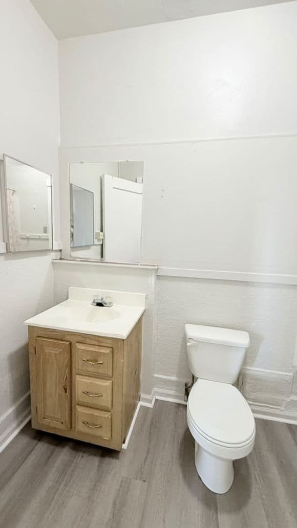 Swissvale Apartment: 2018 Noble St