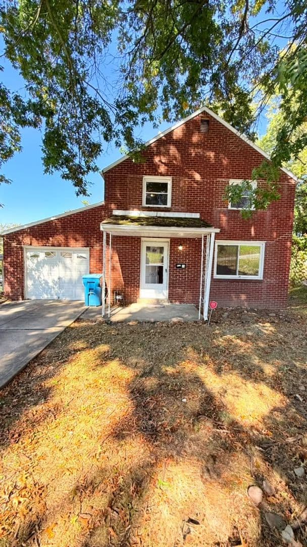 Penn Hills House: 129 Betty Jane Ct.