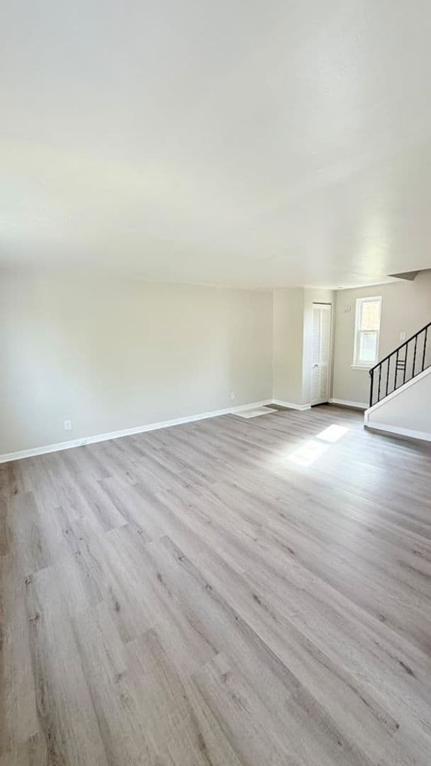 Pittsburgh House: 964 Elizabeth St