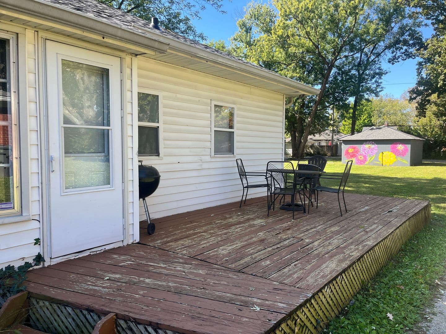 Indianapolis Apartment: 6172 Guilford Ave