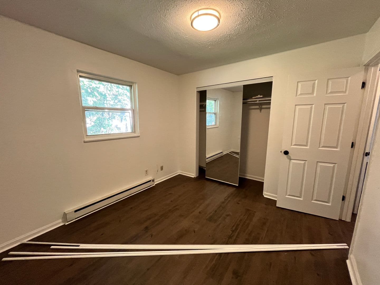 Noblesville Apartment: 410-420 S 11th St