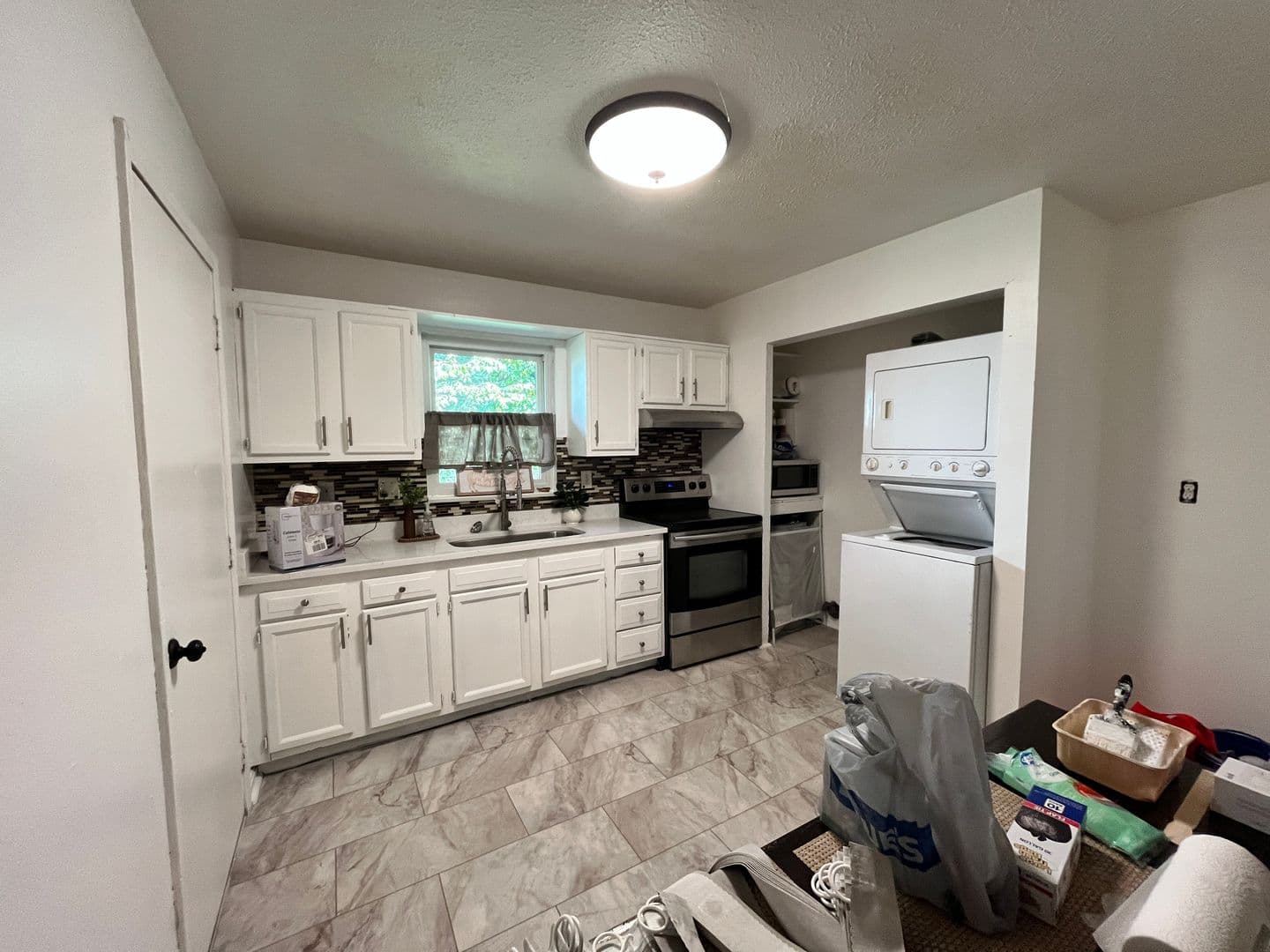 Noblesville Apartment: 410-420 S 11th St