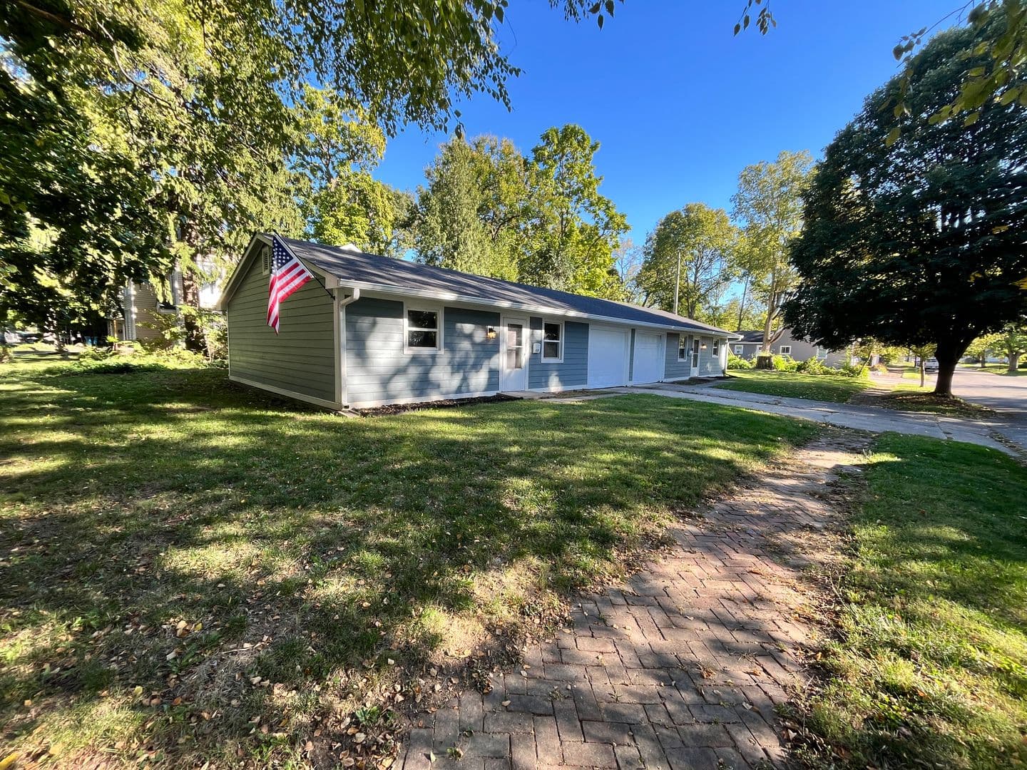 Noblesville Apartment: 410-420 S 11th St