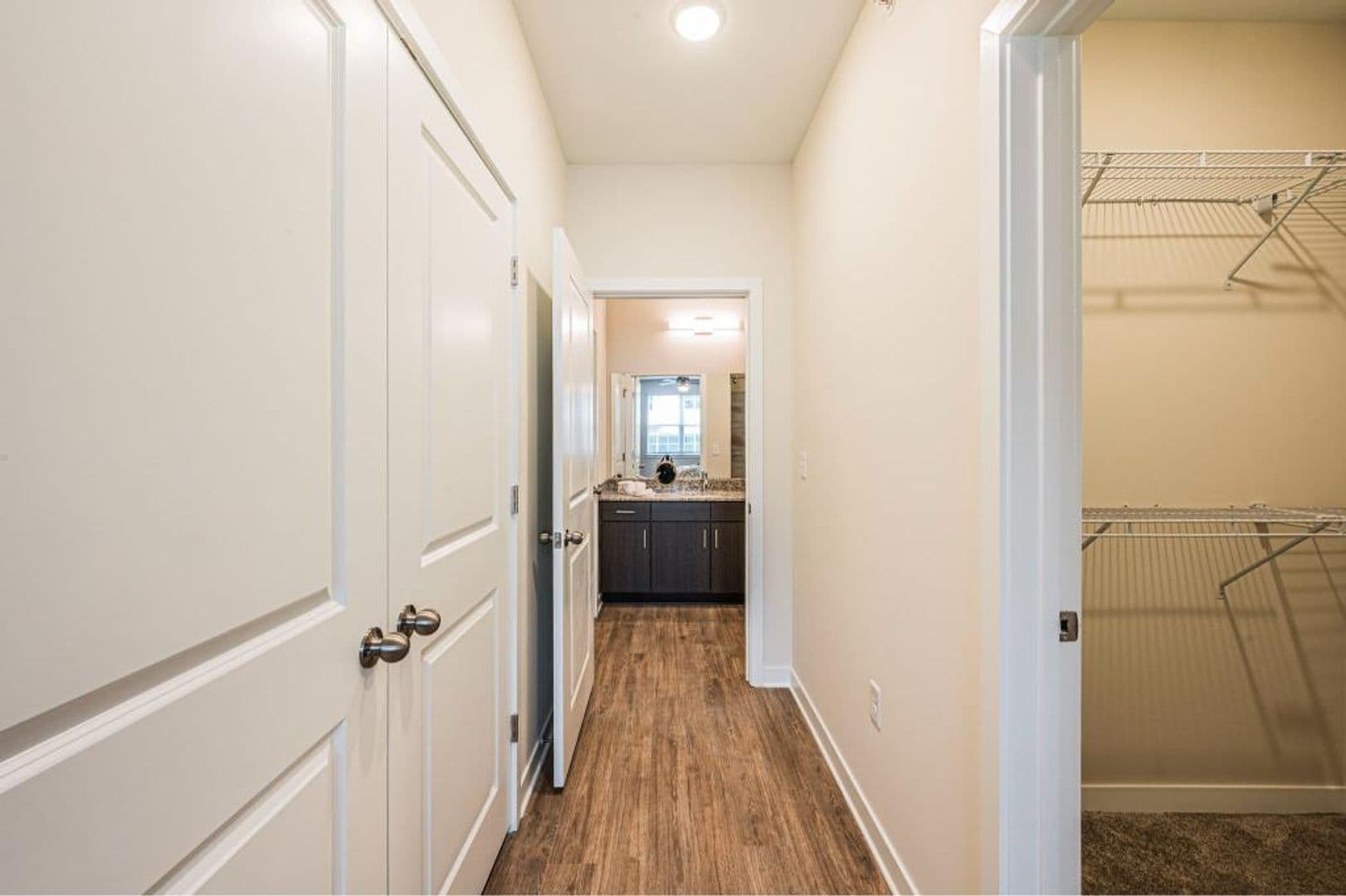 Elizabethtown Apartment: 2458 Nelson Drive
