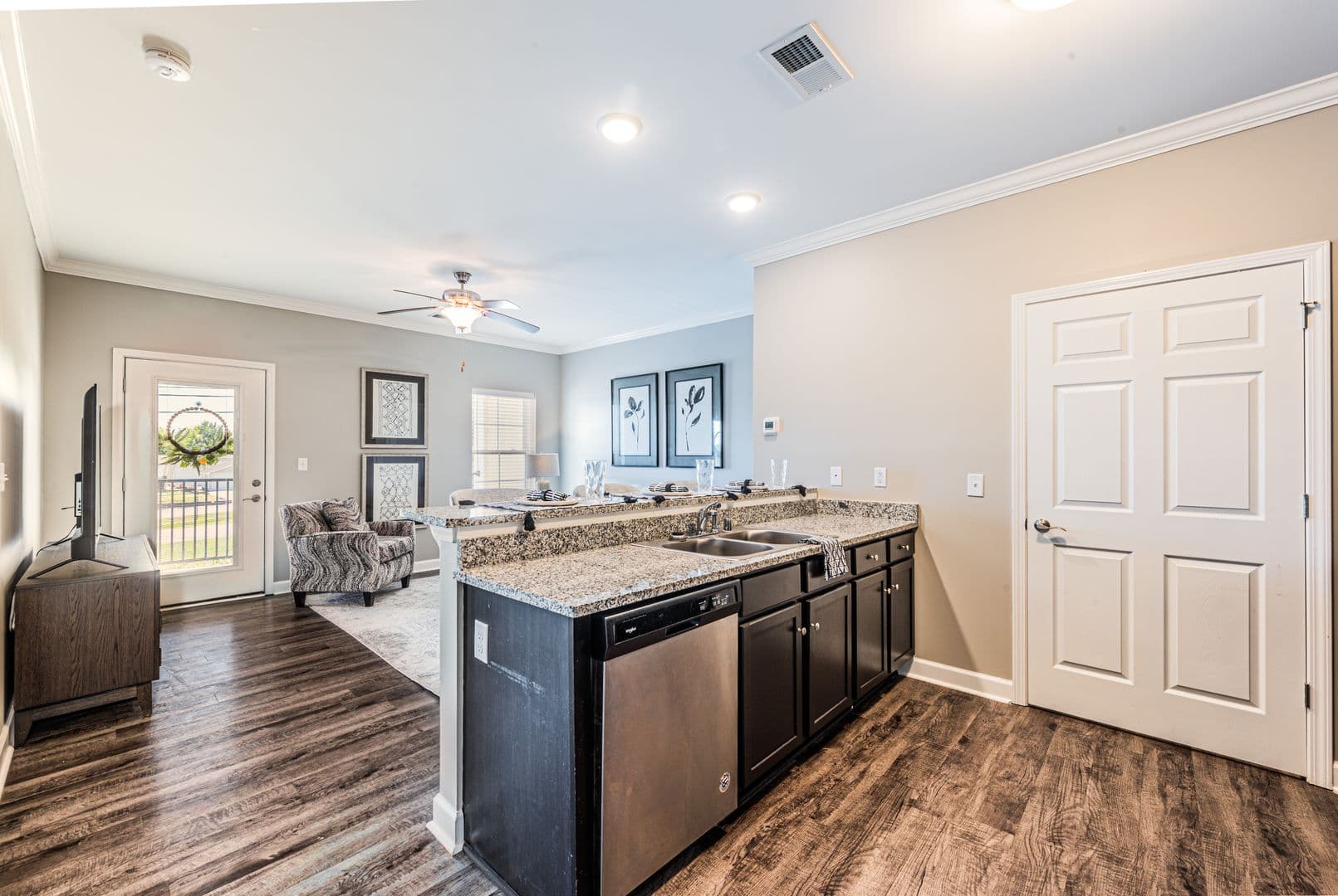 Bowling Green Apartment: 442 Bourbon Street