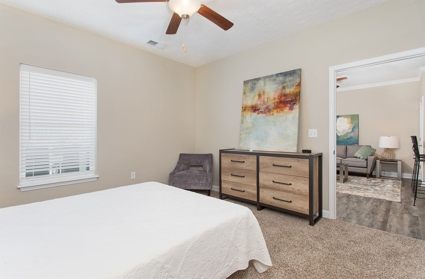 Bowling Green Apartment: 442 Bourbon Street
