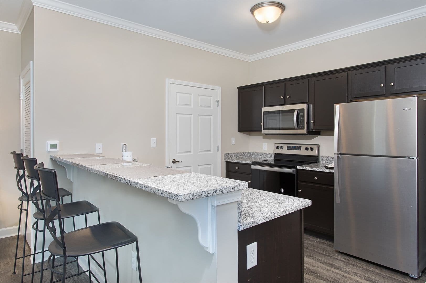 Bowling Green Apartment: 442 Bourbon Street