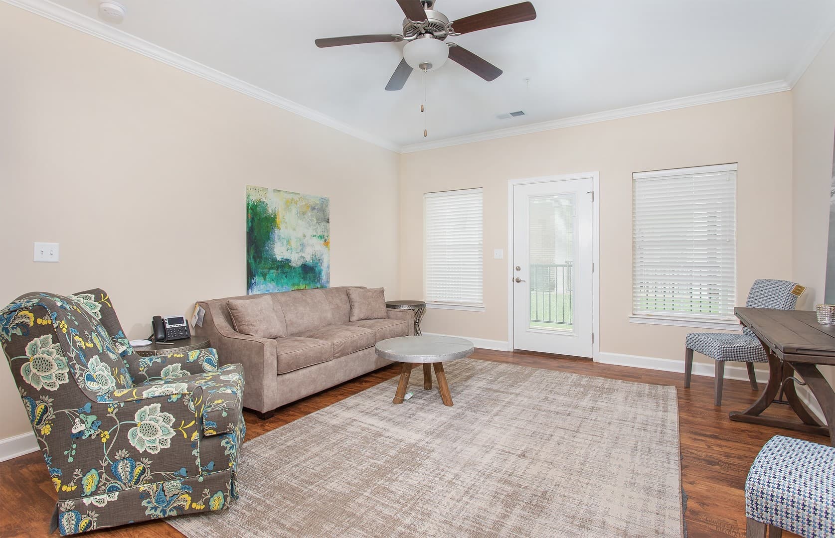 Bowling Green Apartment: 442 Bourbon Street