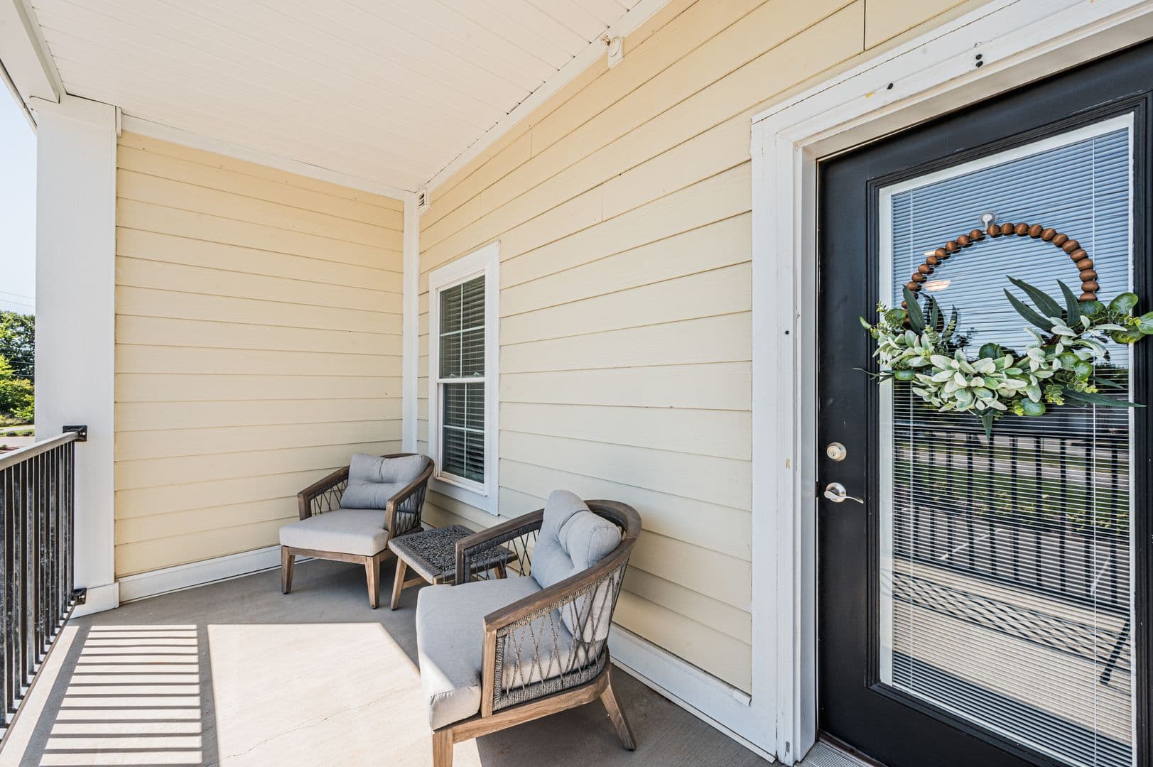 Bowling Green Apartment: 442 Bourbon Street