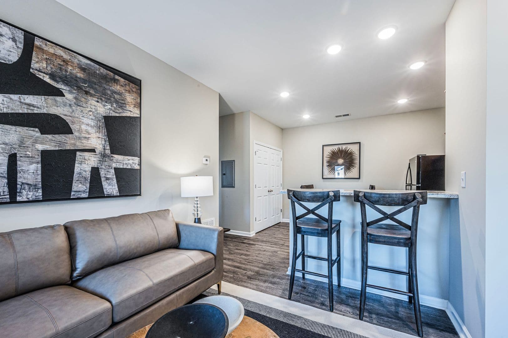 Bowling Green Apartment: Lynnwood Way