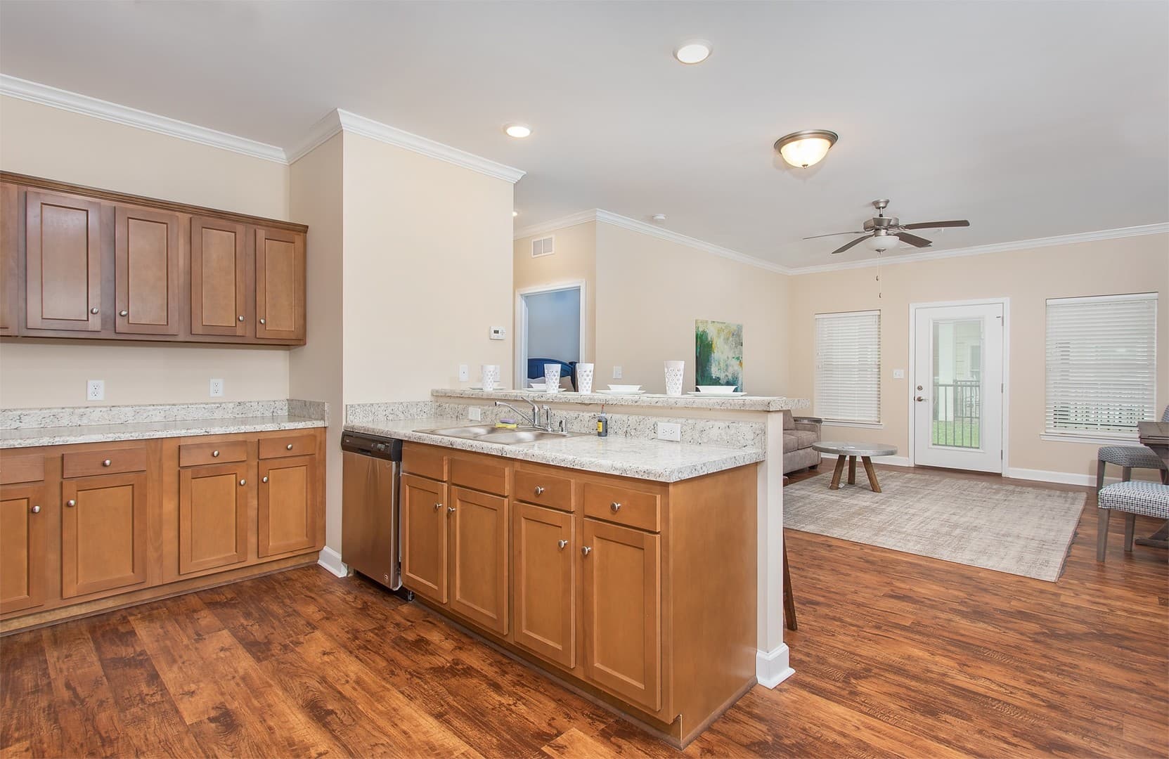 Bowling Green Apartment: 442 Bourbon Street