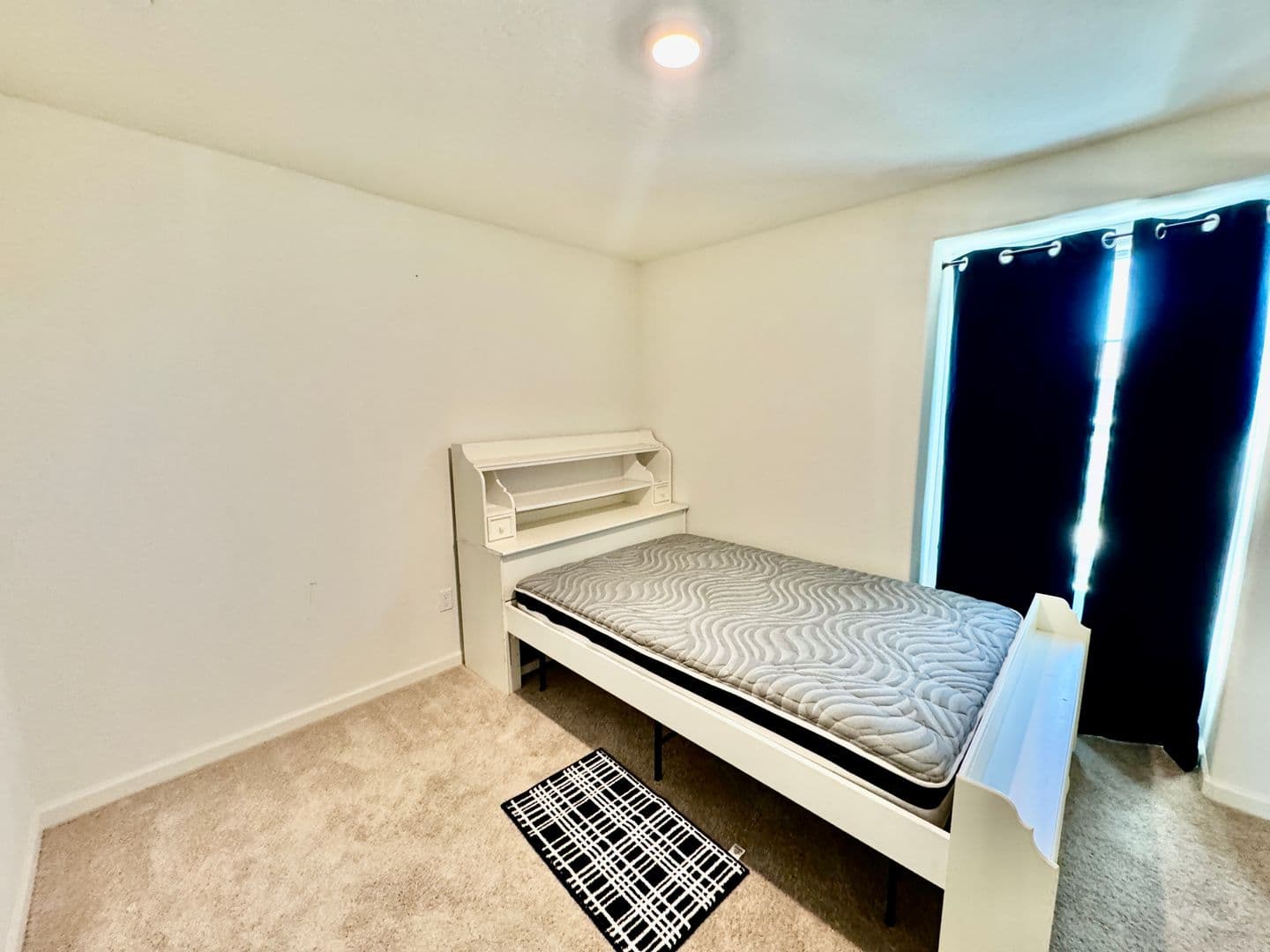 Los Banos House: 2096 Coulter Lane