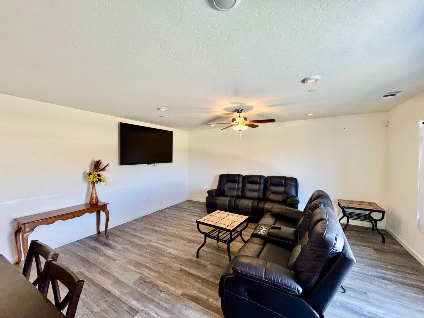 Los Banos House: 2096 Coulter Lane