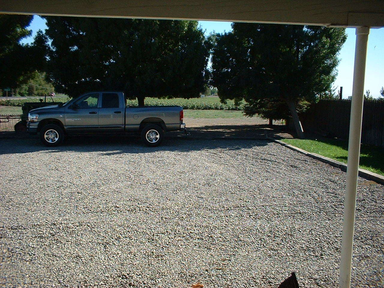 Dos Palos House: 16843 State Hwy 33