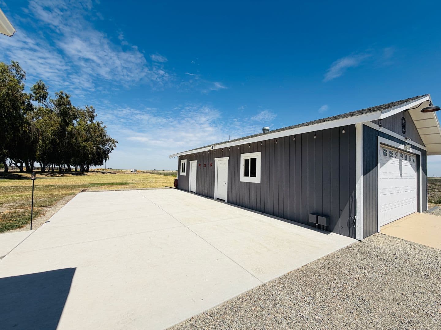 Dos Palos House: 11520 State Highway 152