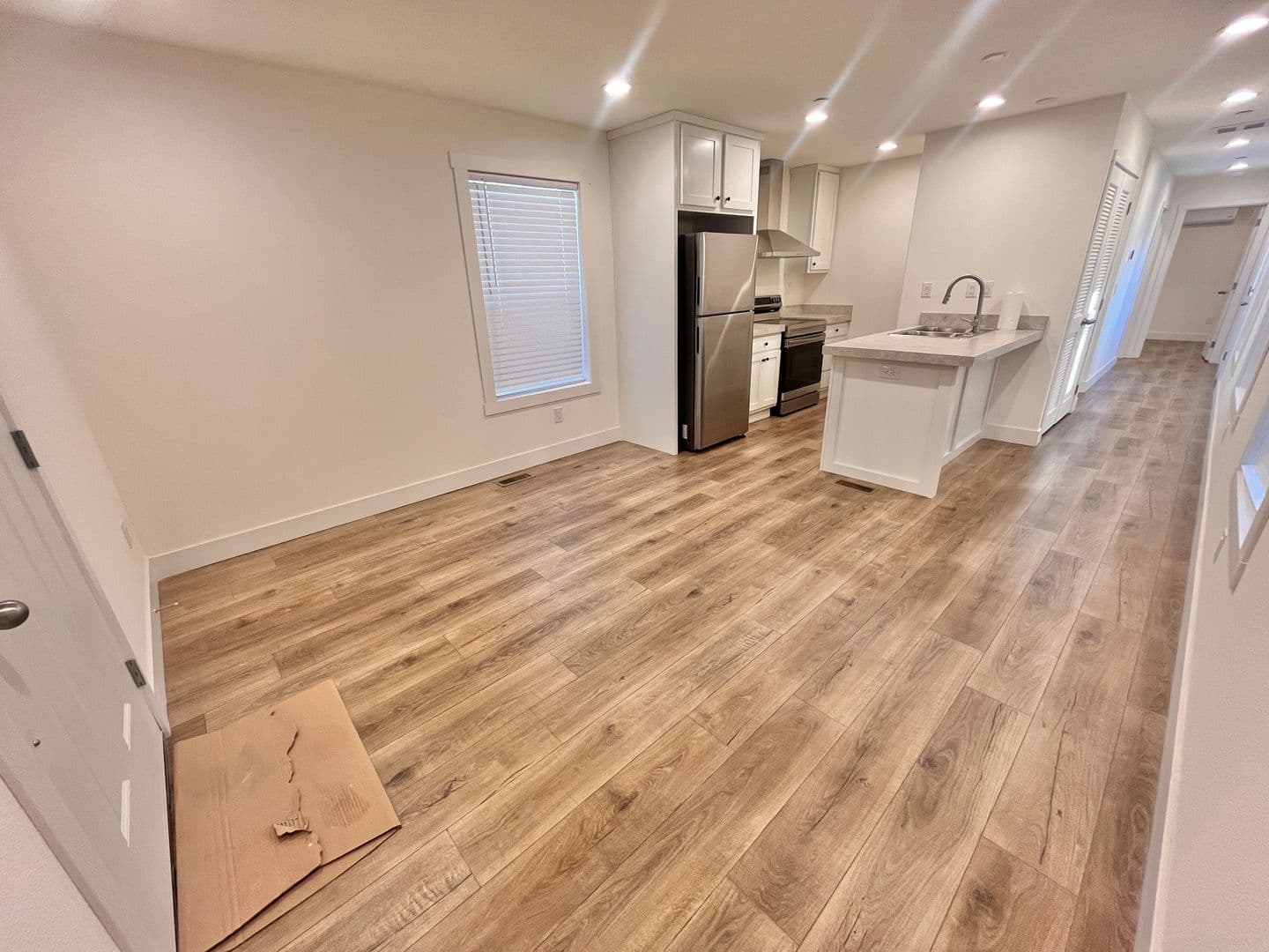 Los Banos House: 1602 1/2 Dodder Dr