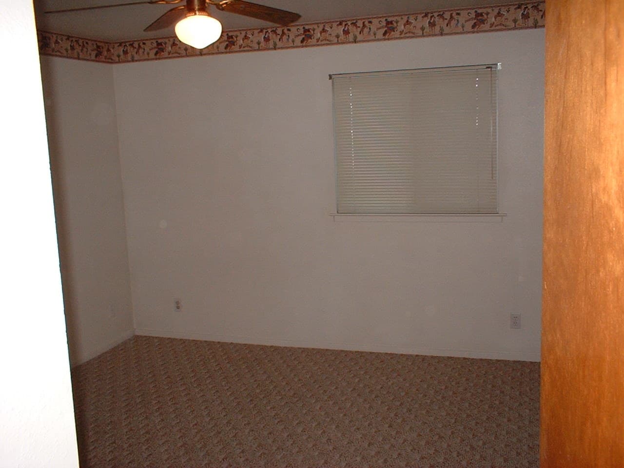 Dos Palos House: 16843 State Hwy 33