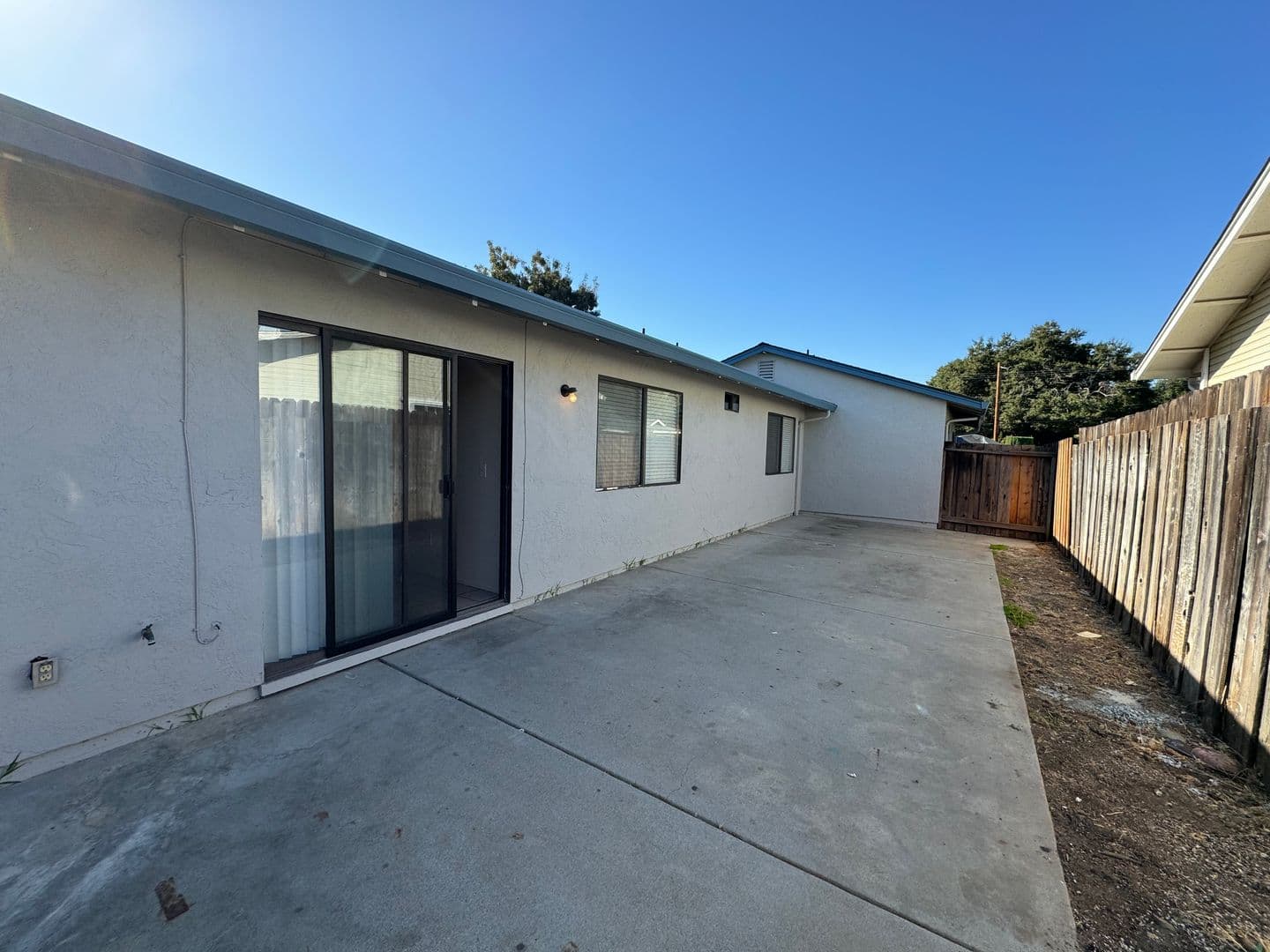 Morgan Hill House: 125 E Edmundson Ave #A