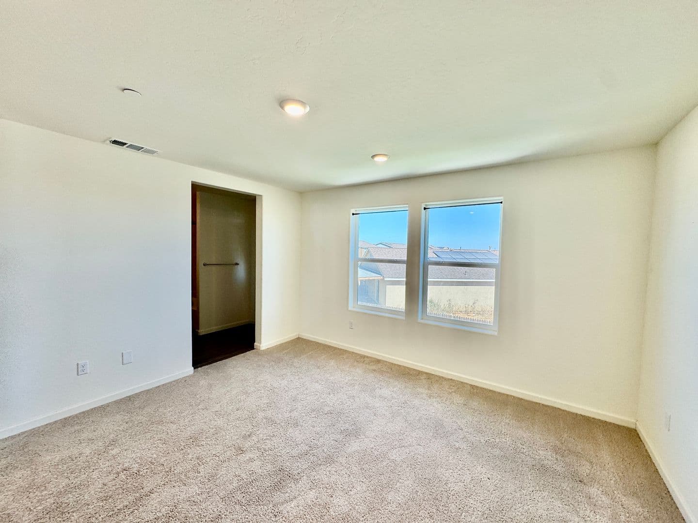 Los Banos House: 2096 Coulter Lane