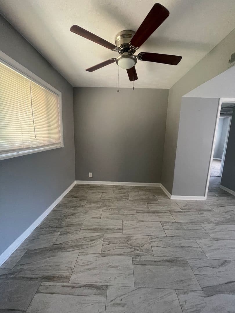 Kettering Apartment: 2358 S Patterson Boulevard