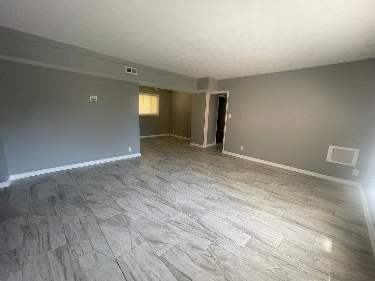Kettering Apartment: 2358 S Patterson Boulevard
