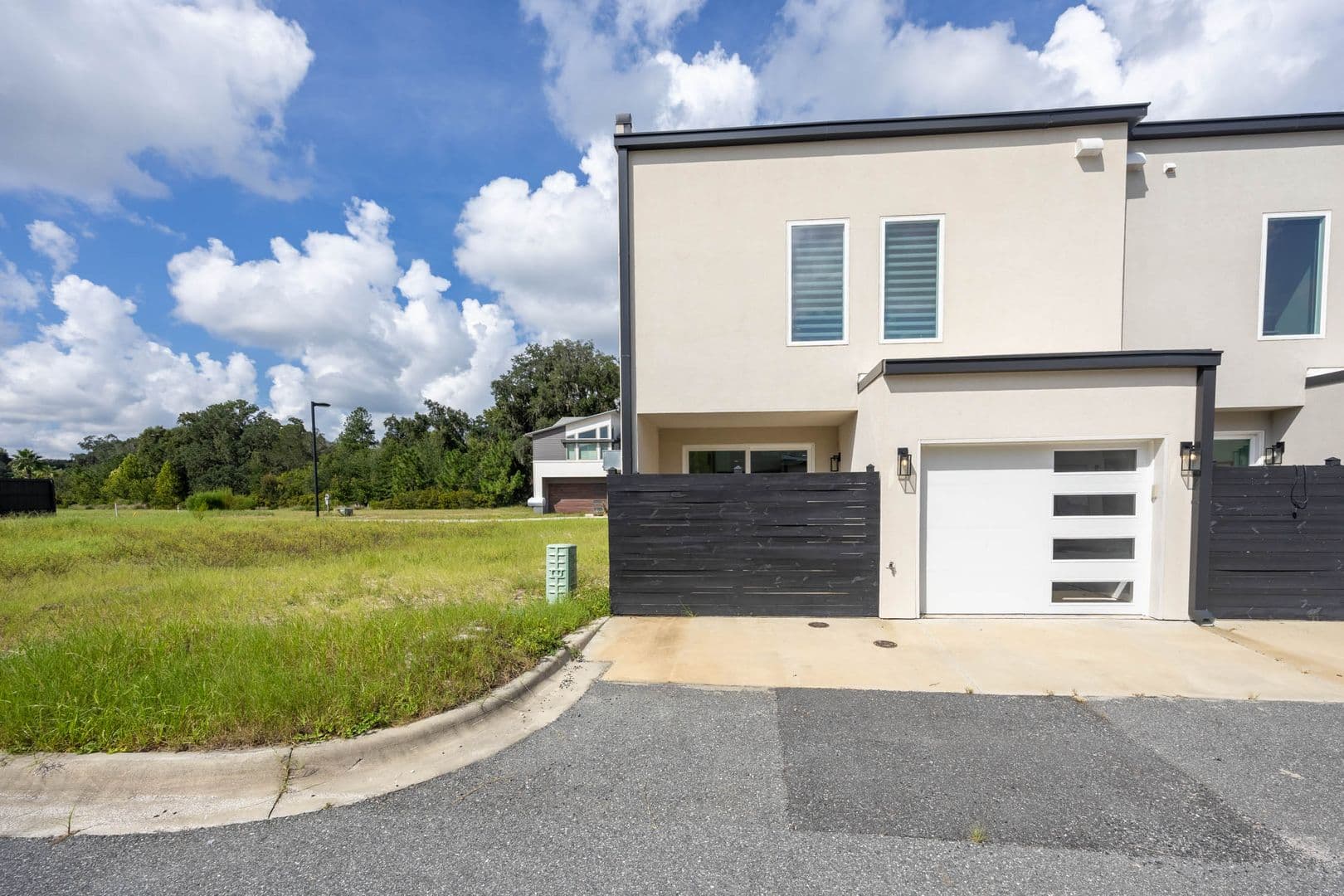 Gainesville House: 3349 SW 50TH DR