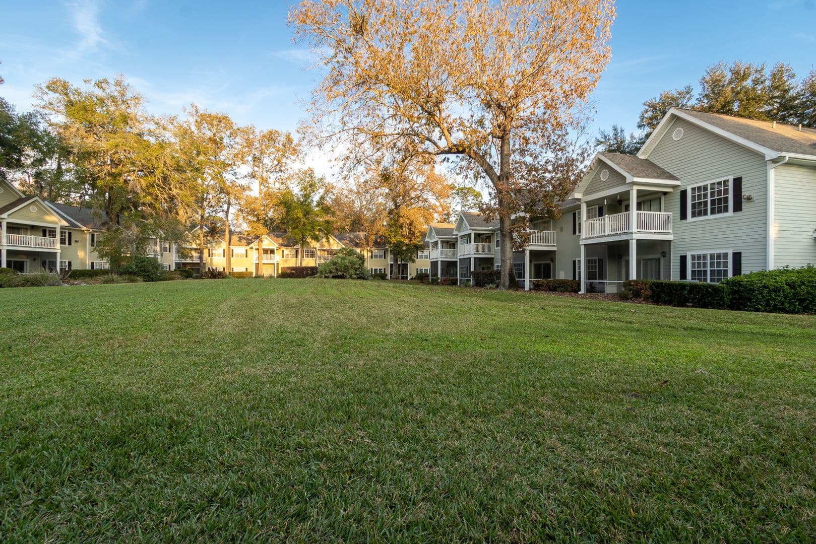 Gainesville House: 10000 SW 52nd Ave