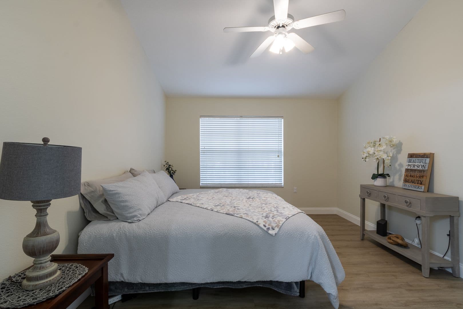 Gainesville House: 10000 SW 52nd Ave